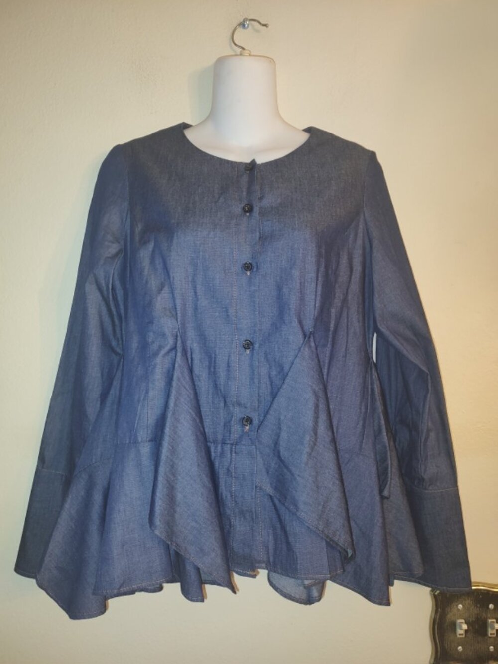 Women's TOV Los Angeles Denim 100% Cotton Dark Blue Peplum Top / Jacket Size 40